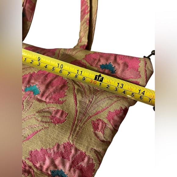 Maruca Floral Patterned Tote Bag - Pink and Gold Color - Picture 8 of 10